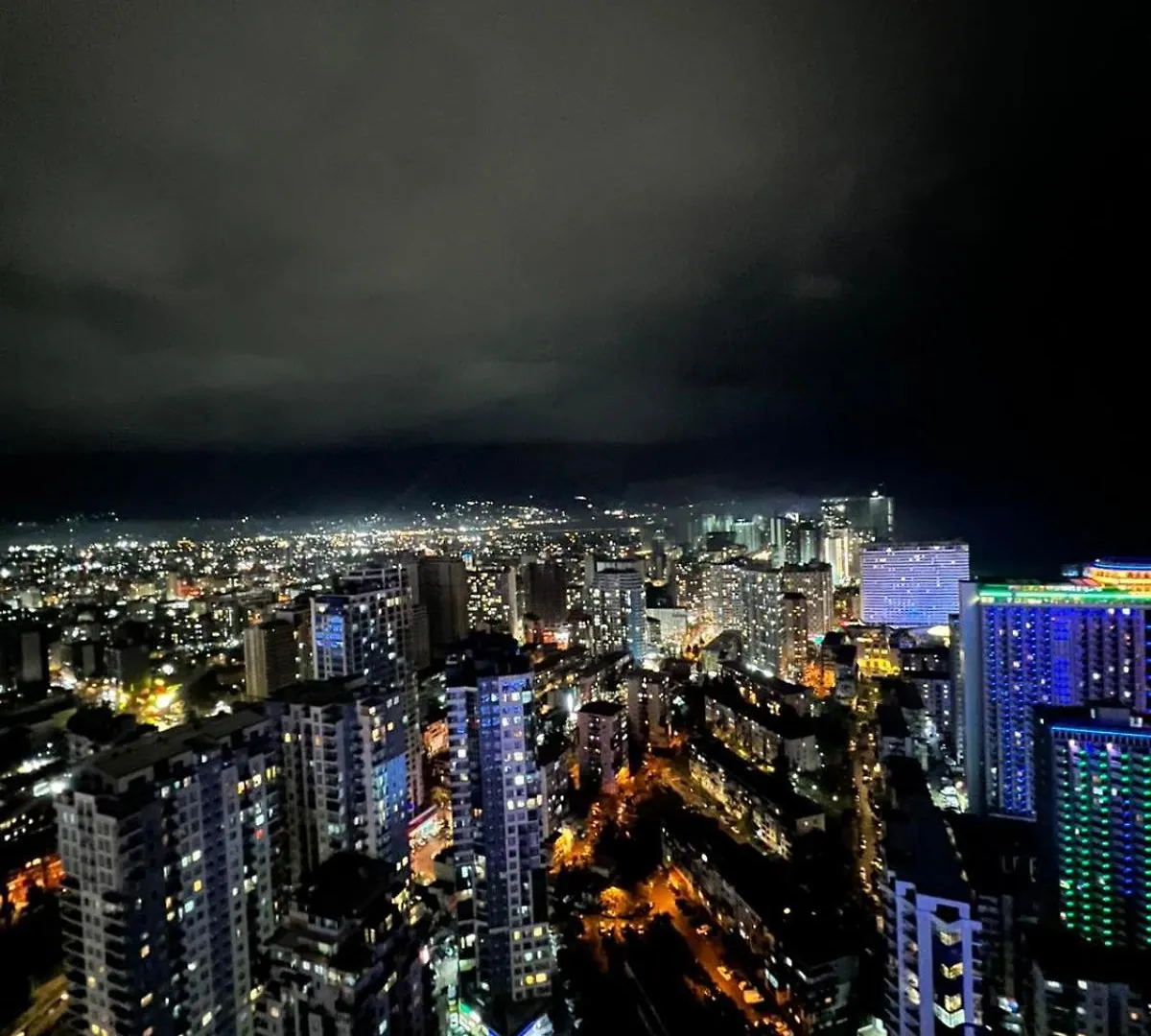 N1 Vip Apartment Batumi Orbi City - 46 Floor Hotel