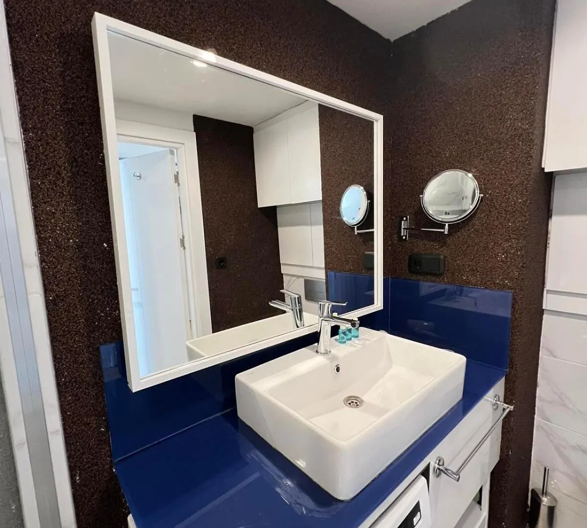 N1 Vip Apartment Batumi Orbi City - 46 Floor Hotel