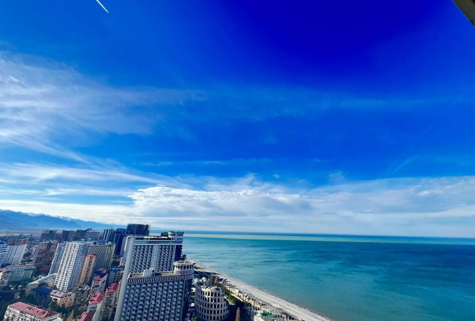 N1 Vip Apartment Batumi Orbi City - 46 Floor 5*,