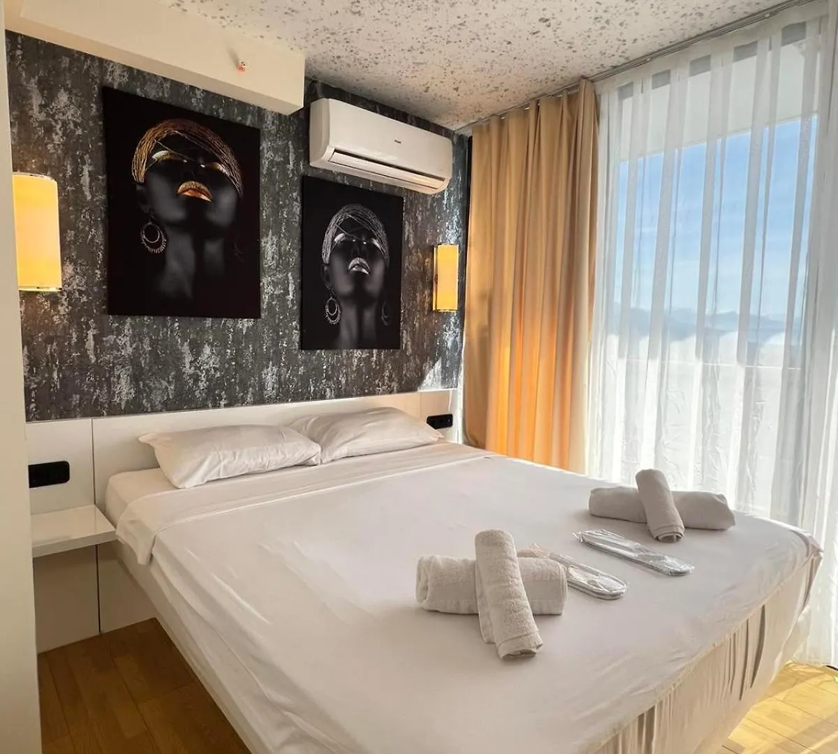Hotel N1 Vip Apartment Batumi Orbi City - 46 Floor